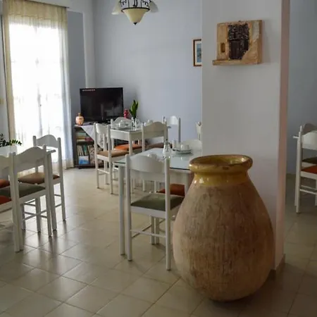 Hotel Castro Kamári