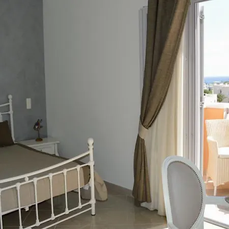 Castro Hotel Kamári